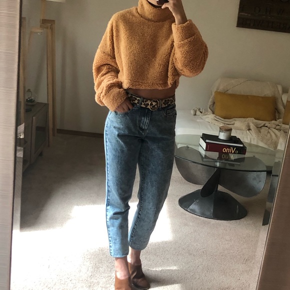 Fluffy teddy faux fur /shearling sweater. See note - Picture 4 of 5